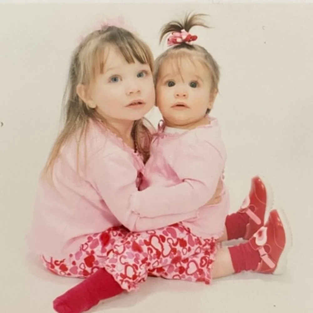 Childhood PIcture Of Michele Gison & Maddie Zieg