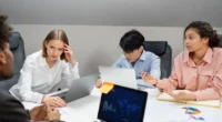workplace collegeaus are disscussing matters