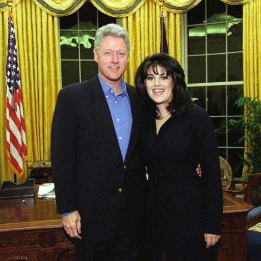 Clinton–Lewinsky-Scandal_-On-August-17-1998-President-Bill-Clinton-Finally-Admitted-That-He-Had-Engaged-In-An-_Improper-Physical-Relationship_-With-The-White-House-Intern-Monica-Lewinsky_